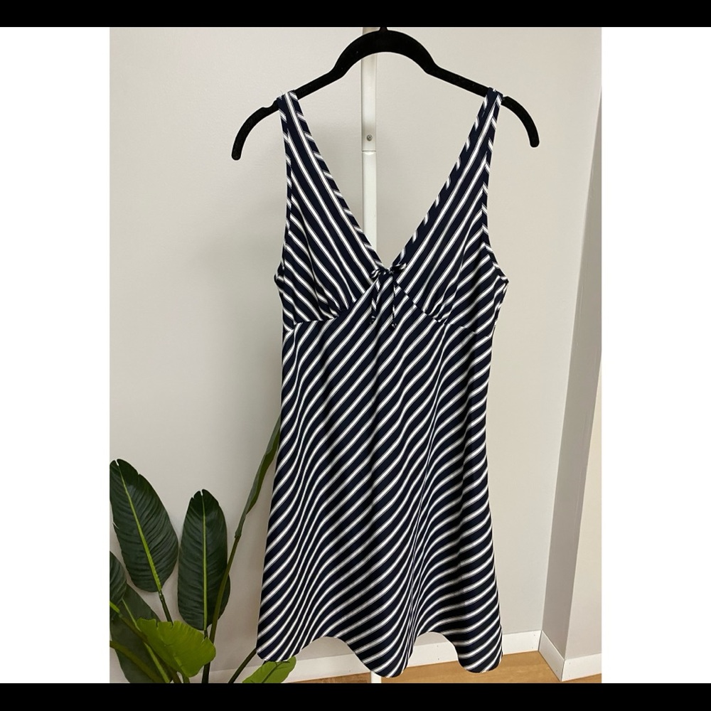 Jones New York mini dress